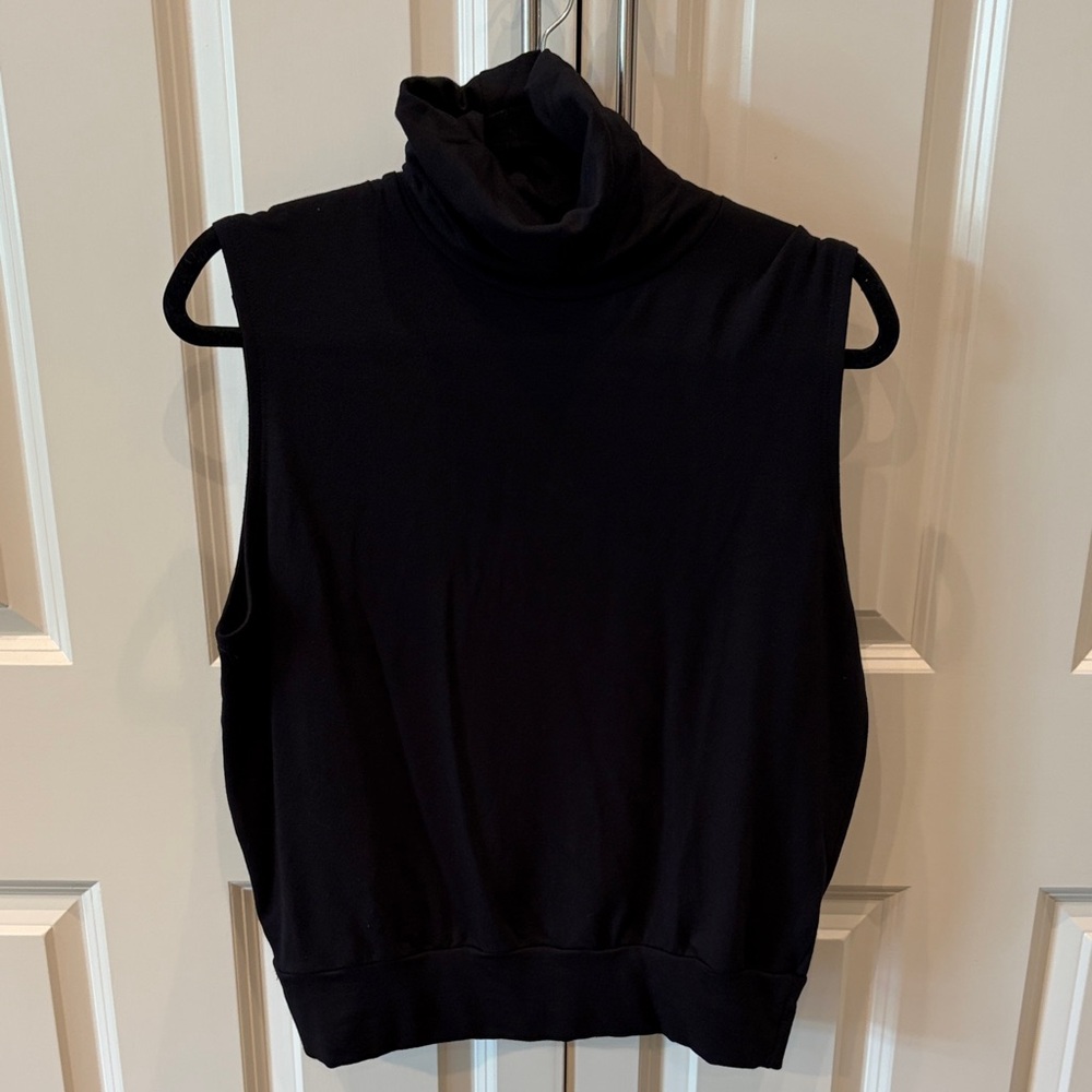 Bleusalt Sleeveless Signature Fabric Turtleneck Top - Black L (3) - Picture 3 of 5
